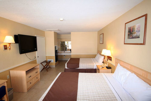 Edinburg Executive Inn Екстер'єр фото